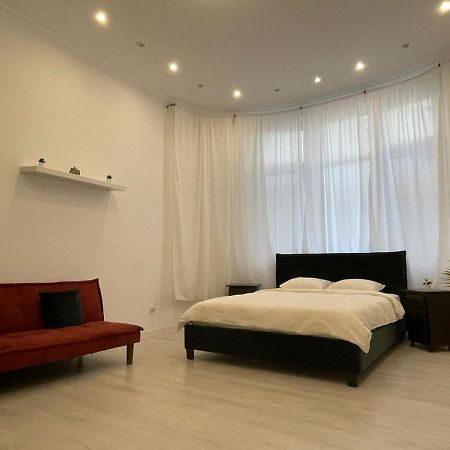 Outstanding 3Br Ultracentral Cityview Balcony Aaa Lägenhet Bukarest Exteriör bild