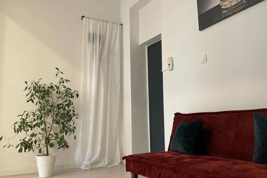 Outstanding 3Br Ultracentral Cityview Balcony Aaa Lägenhet Bukarest Exteriör bild