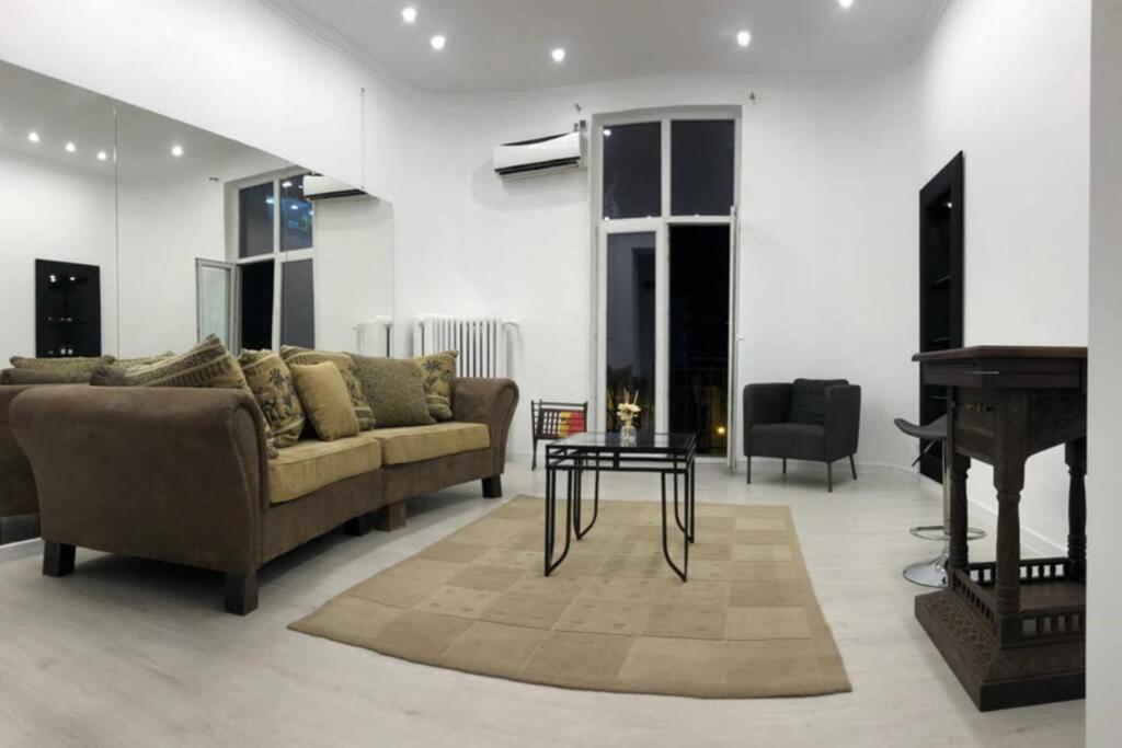 Outstanding 3Br Ultracentral Cityview Balcony Aaa Lägenhet Bukarest Exteriör bild