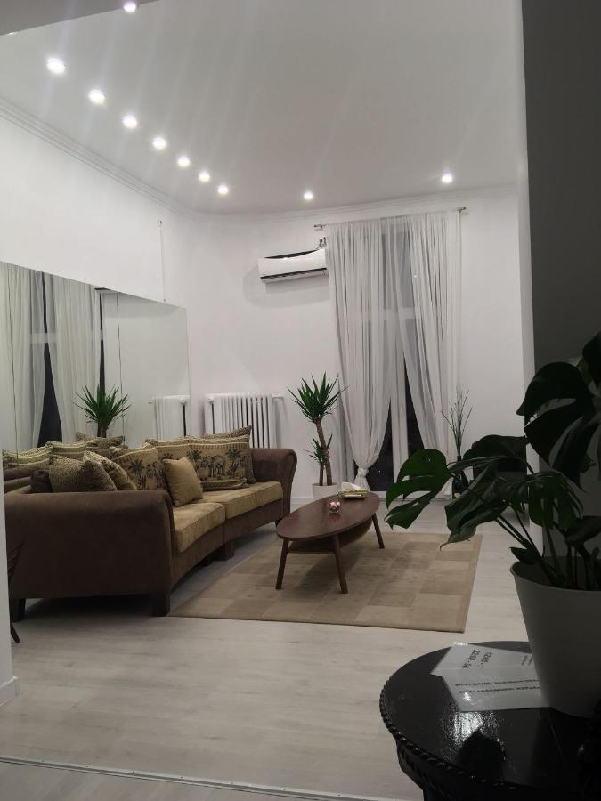 Outstanding 3Br Ultracentral Cityview Balcony Aaa Lägenhet Bukarest Exteriör bild